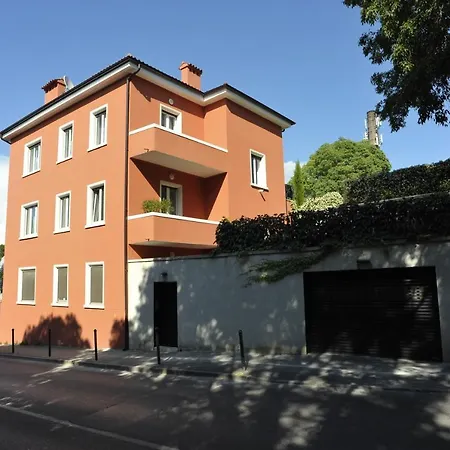 Oberon Appartement *